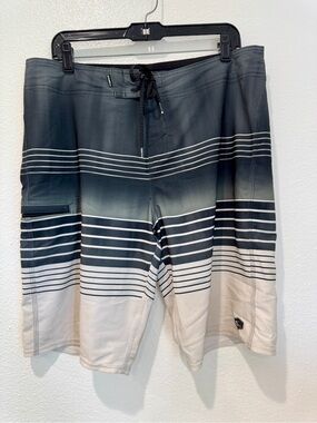 Men’s O’Neill Black White Striped Hyperfreak Board Shorts Swim Trunks Stretch 34